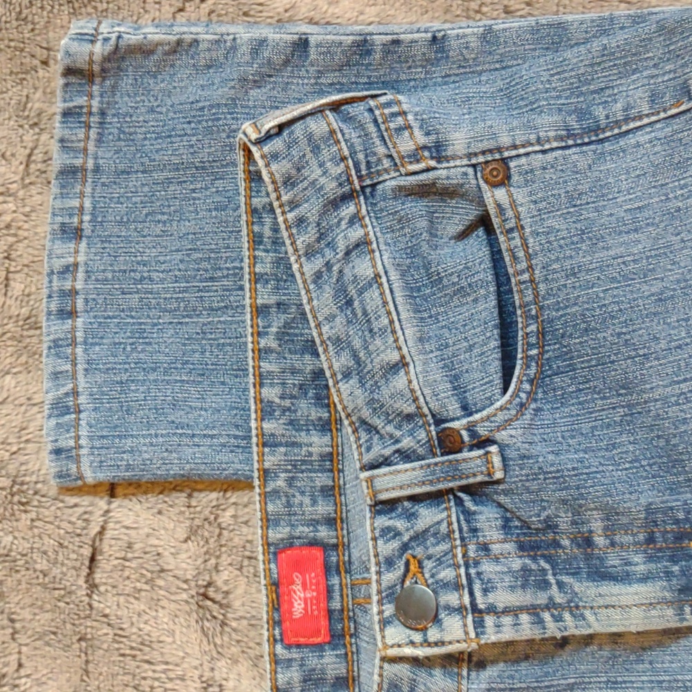 Mossimo Capris - Picture 2 of 6